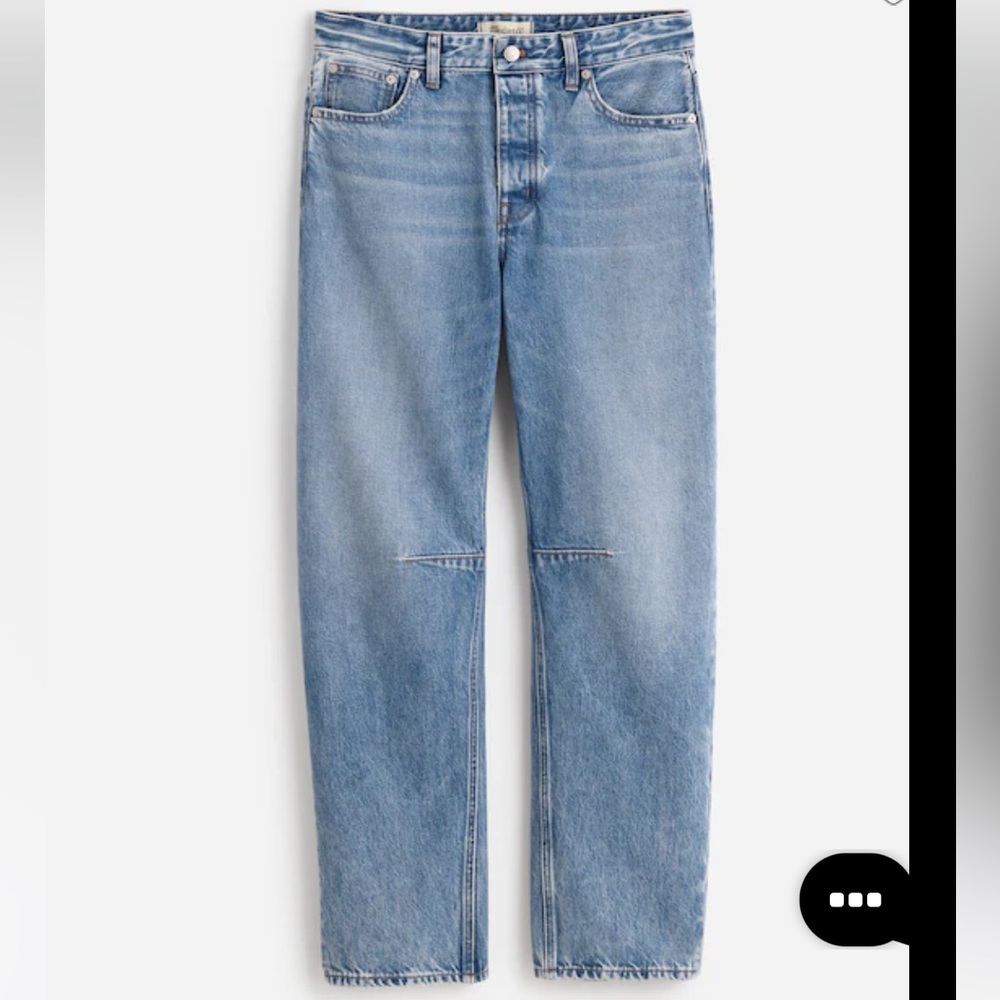 Madewell Darted Barrel-Leg Jean in Dobbins Wash